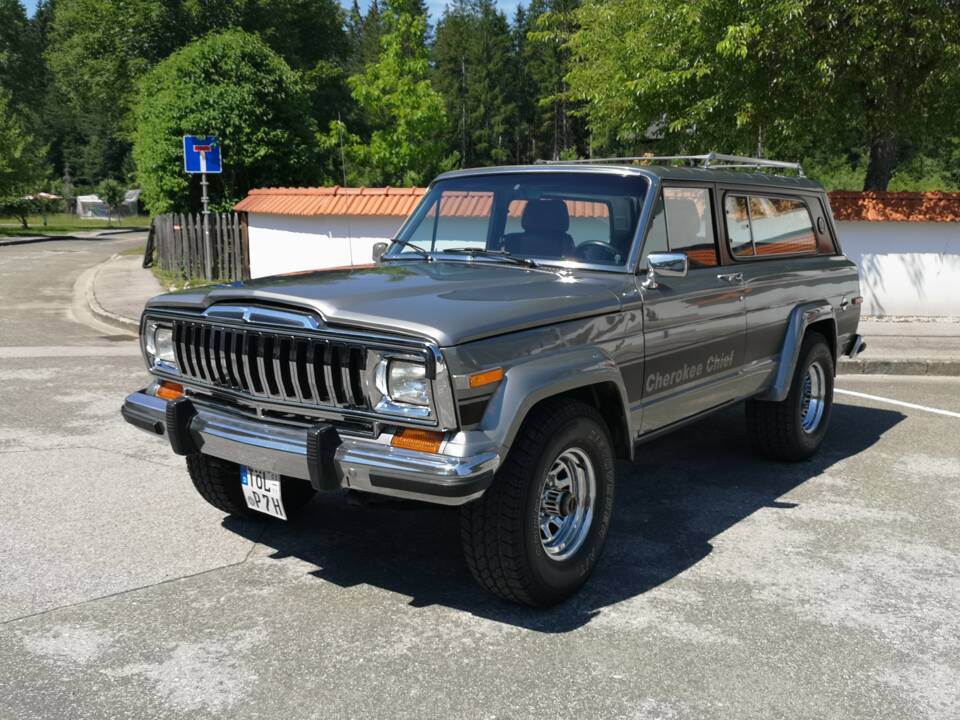 Bild 2/32 von Jeep Cherokee Chief (1979)