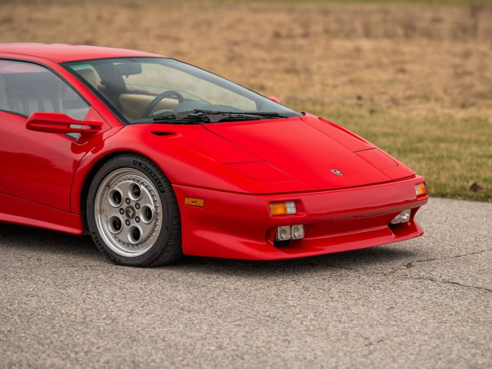 For Sale: Lamborghini Diablo VT (1994) offered for Price on request