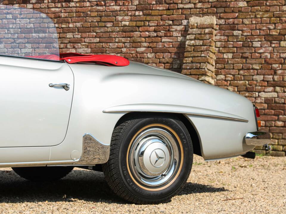 Image 15/50 de Mercedes-Benz 190 SL (1960)