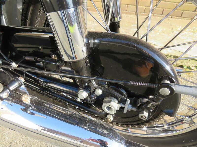 Image 40/43 of Triumph Tiger 90 (1968)