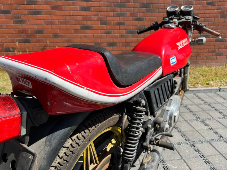 Bild 9/18 von Ducati DUMMY (1978)