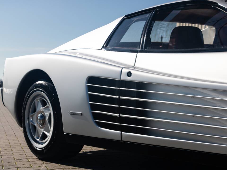 Image 30/46 of Ferrari Testarossa (1986)