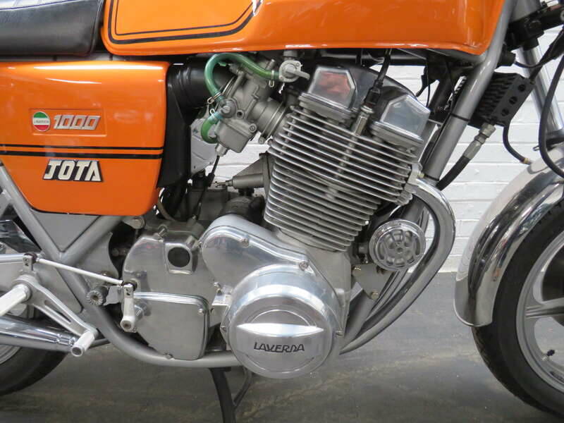 Image 4/41 of Laverda DUMMY (1980)