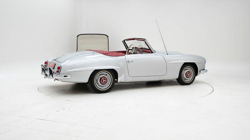 Image 2/15 of Mercedes-Benz 190 SL (1962)