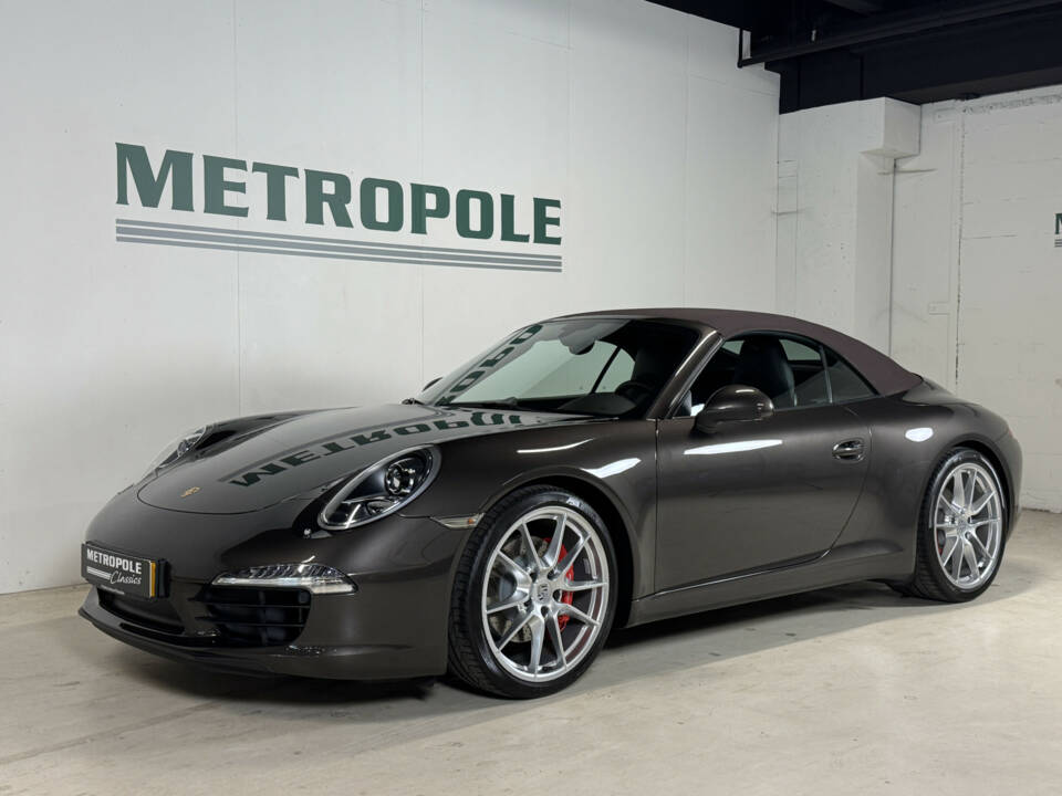 Image 45/50 de Porsche 911 Carrera S (2013)