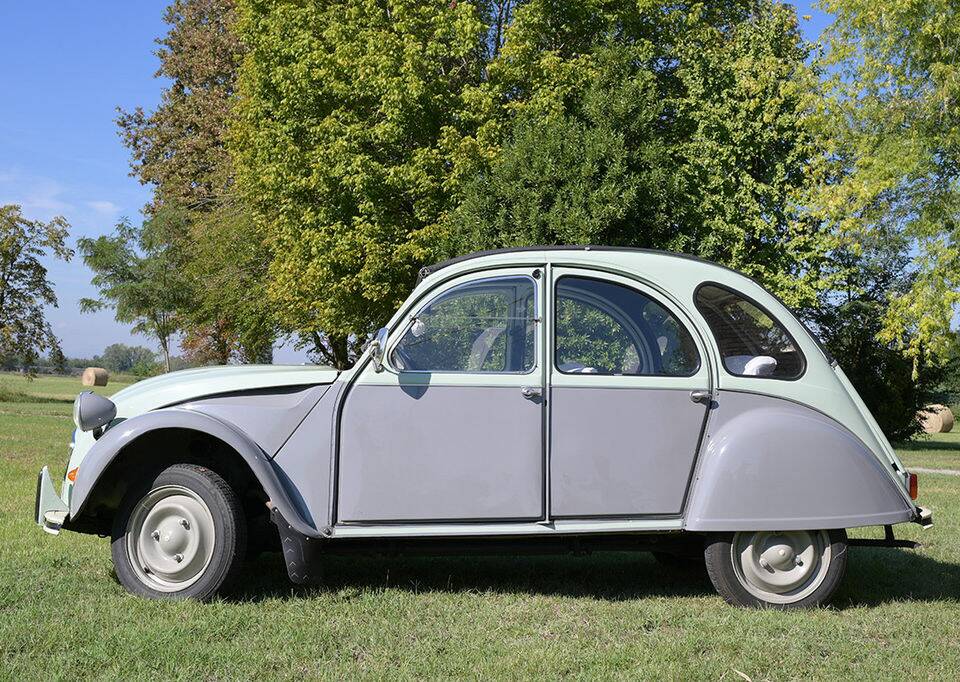 Image 5/8 de Citroën Dyane (1983)