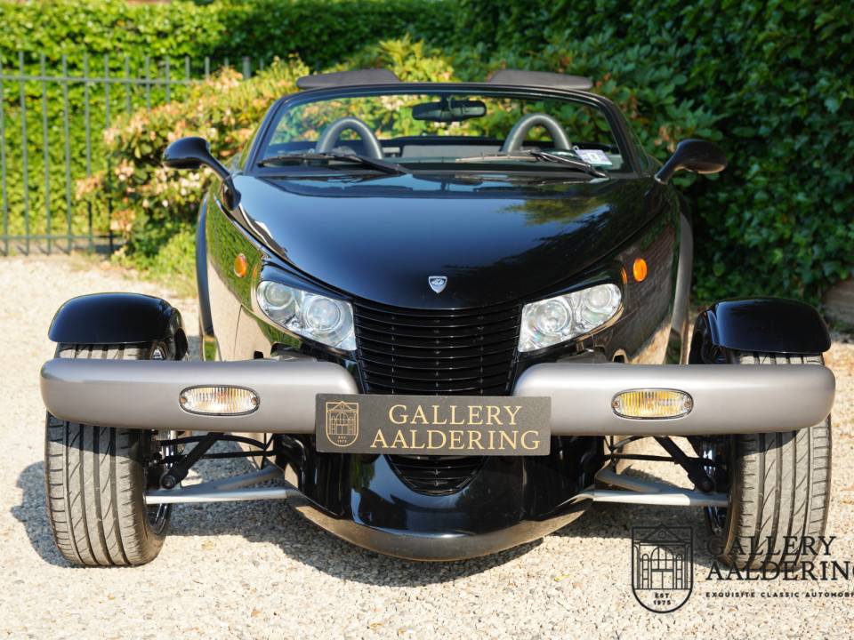 Image 43/50 of Plymouth Prowler (1999)