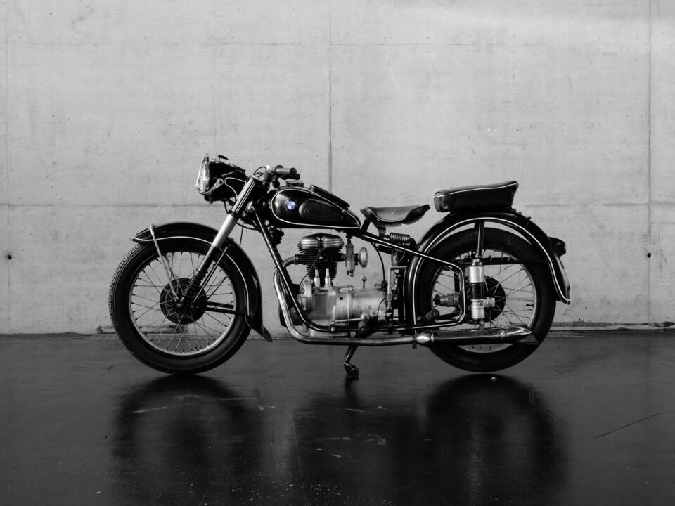 Bild 2/16 von BMW DUMMY (1953)