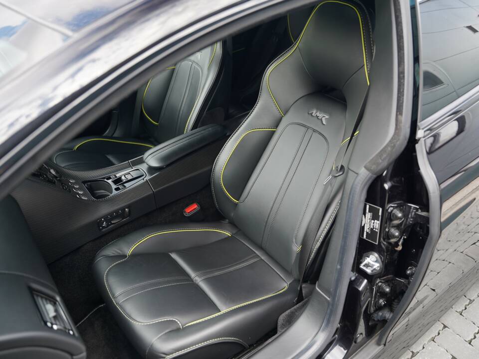 Image 16/50 of Aston Martin Rapide AMR (2019)