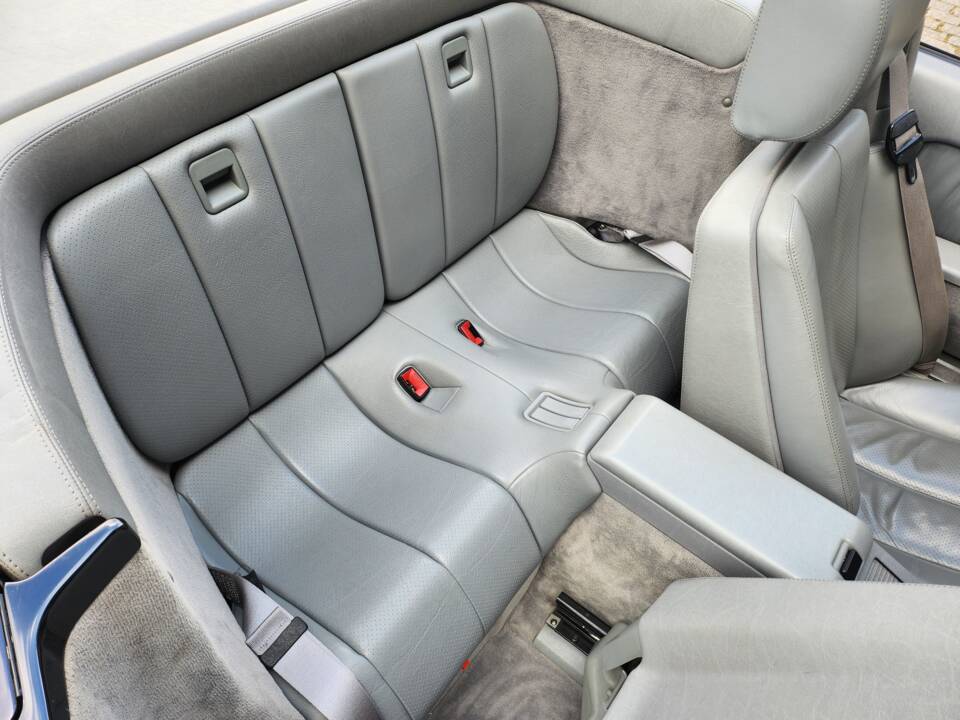 Image 3/4 of Mercedes-Benz SL 320 (1995)