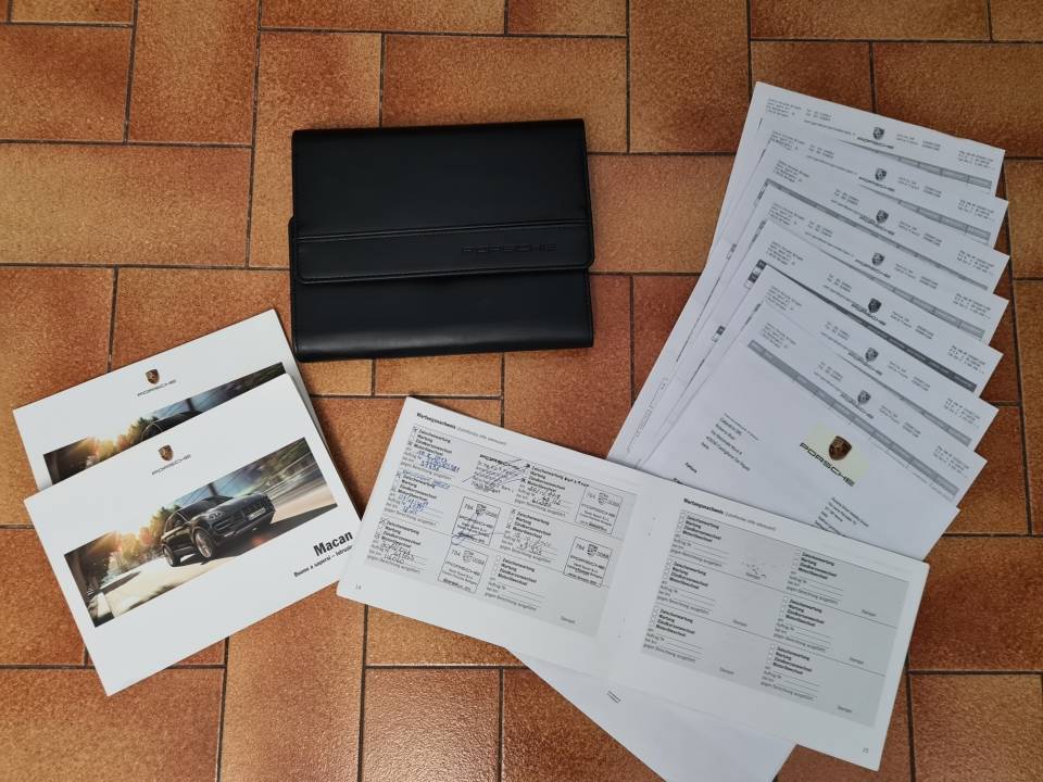 Bild 14/15 von Porsche Macan S Diesel (2016)