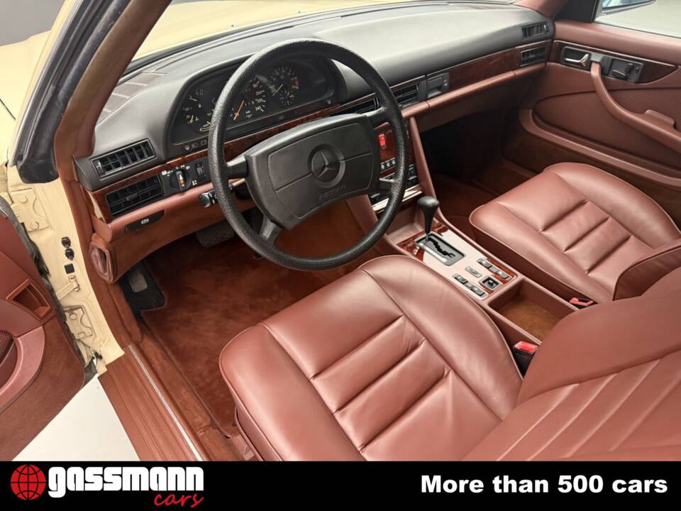 Image 10/15 de Mercedes-Benz 500 SEC (1984)