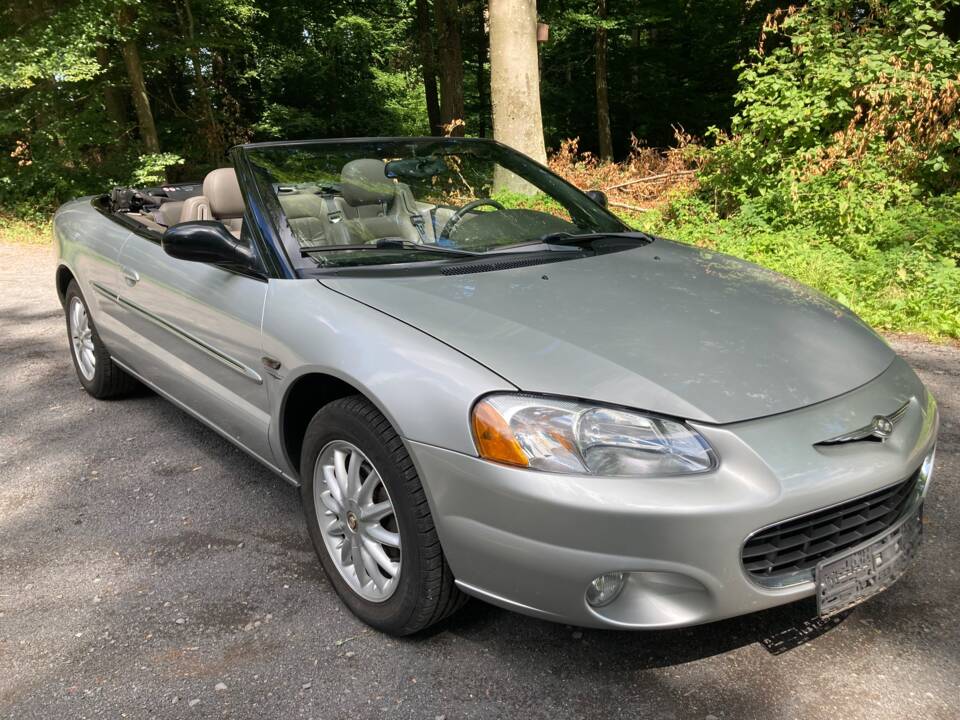 Image 18/21 of Chrysler Sebring 2.7 V6 (2001)