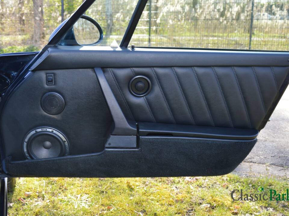 Imagen 19/50 de Porsche 911 Carrera 2 (1991)