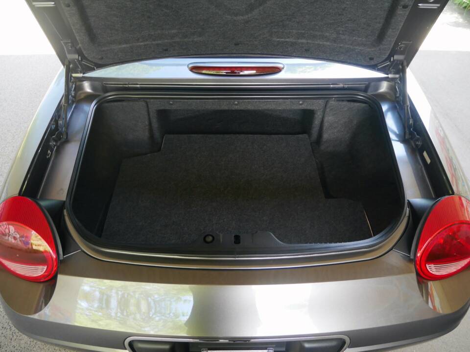 Immagine 31/32 di Ford Thunderbird (2003)