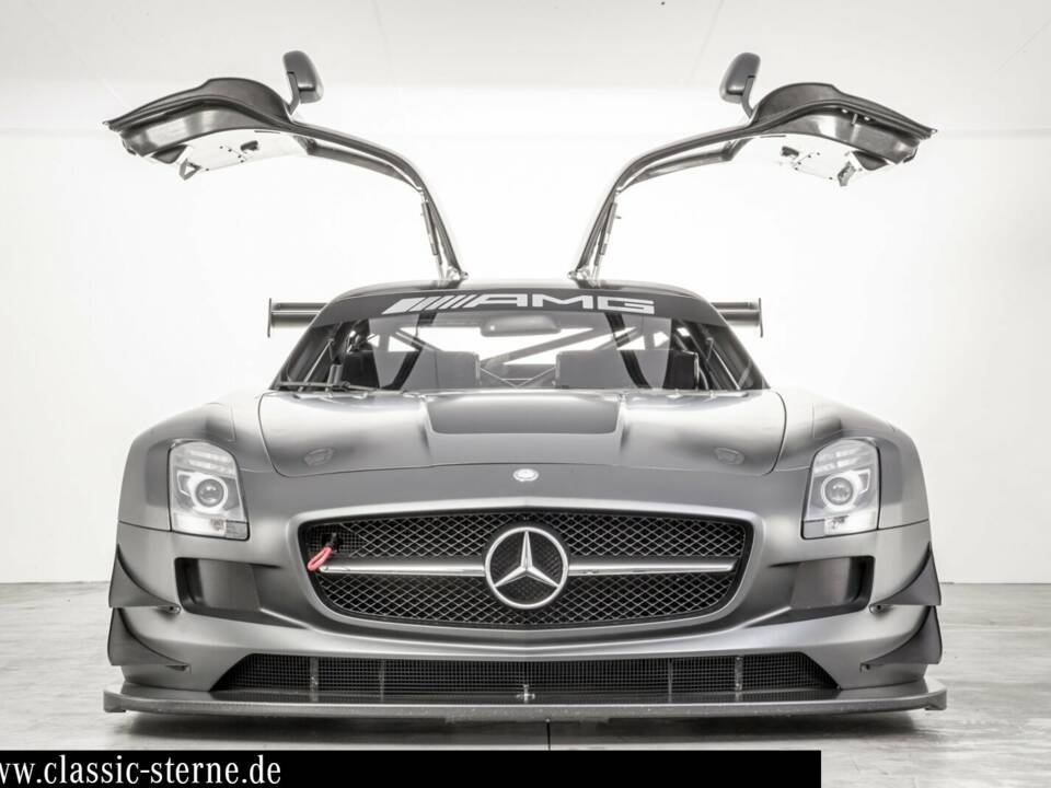 Afbeelding 3/15 van Mercedes-Benz SLS AMG GT3 (2013)