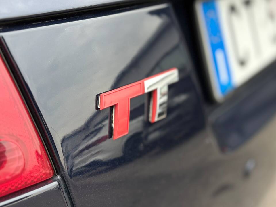 Image 13/14 of Audi TT 1.8 T (2006)
