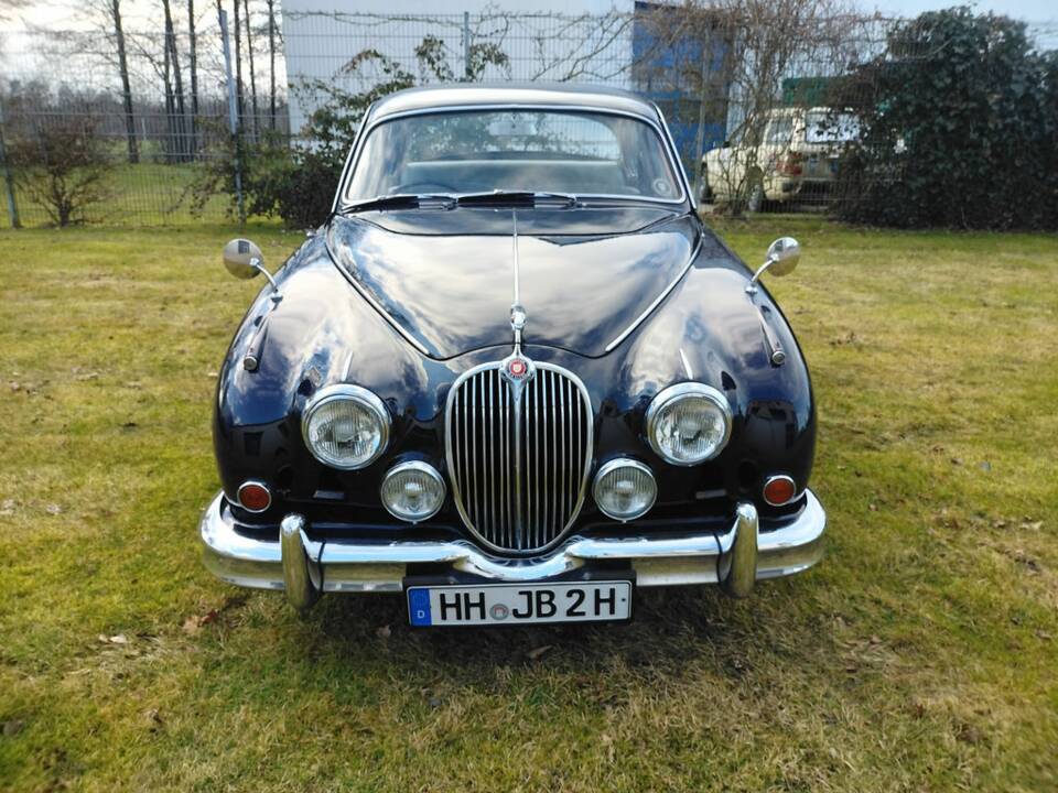 Imagen 6/8 de Jaguar Mk II 2.4 (1963)