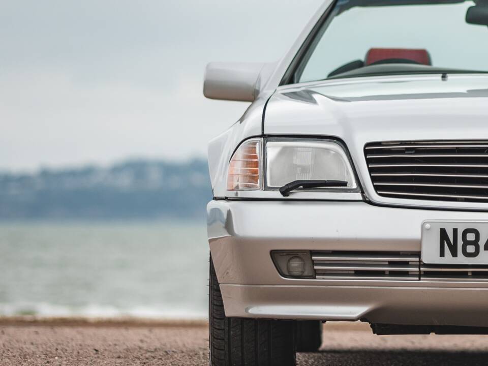 Image 7/42 de Mercedes-Benz SL 320 "Mille Miglia" (1995)