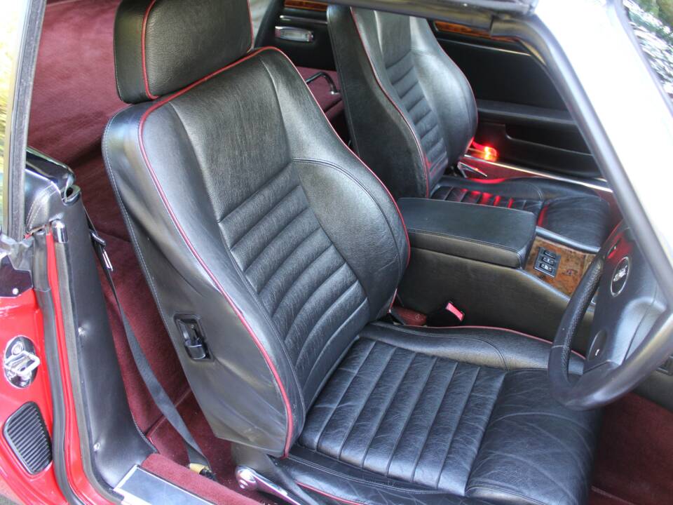 Image 11/20 of Jaguar XJS 5.3 V12 (1989)