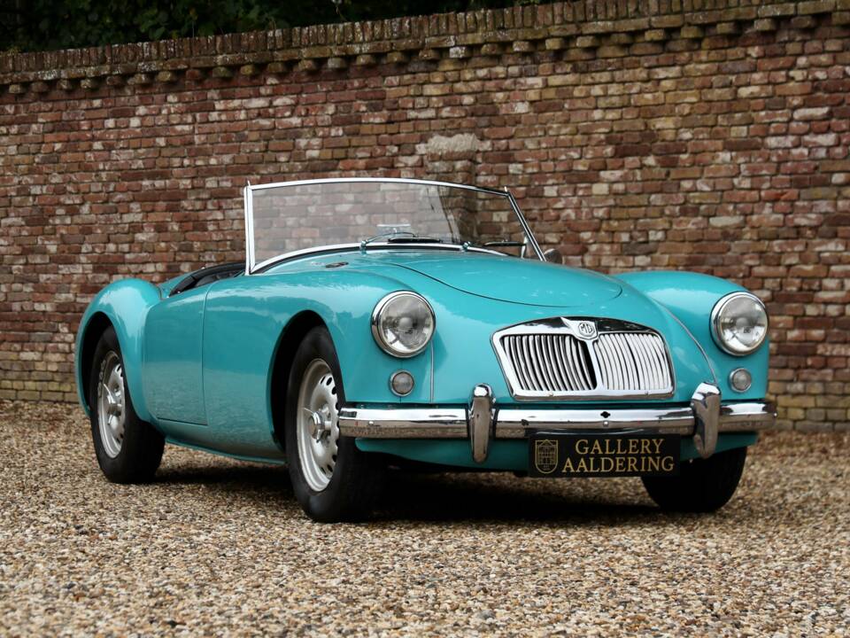 Imagen 22/50 de MG MGA Twin Cam (1959)
