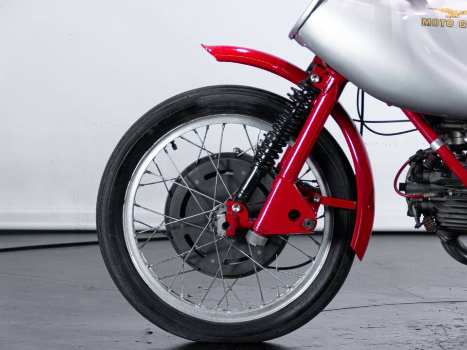 Image 43/50 of Moto Guzzi DUMMY (1948)