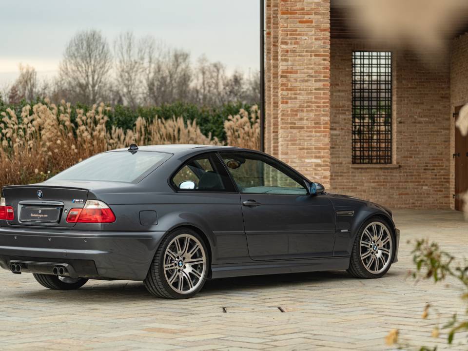 Image 5/50 of BMW M3 (2002)