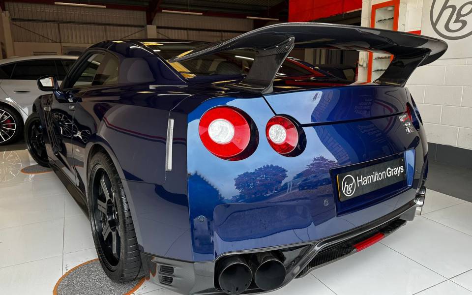 Image 45/45 of Nissan GT-R (2011)