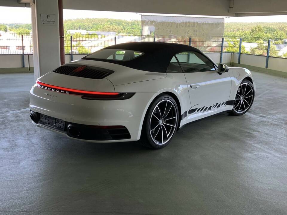 Image 7/22 de Porsche 911 Carrera (2023)