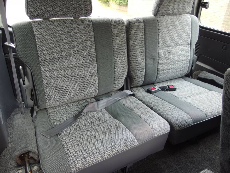 Bild 68/97 von Toyota Land Cruiser FJ80 (1992)