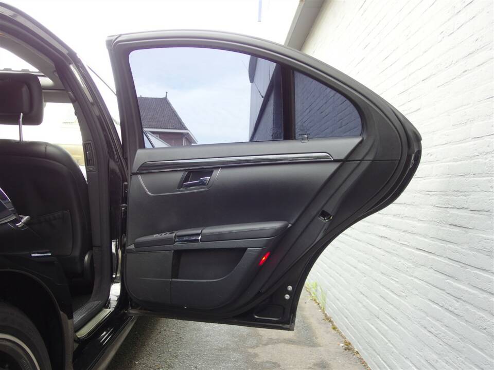 Bild 58/100 von Mercedes-Benz S 500 (2008)