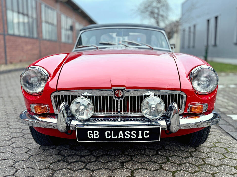 Bild 2/64 von MG MGB (1970)