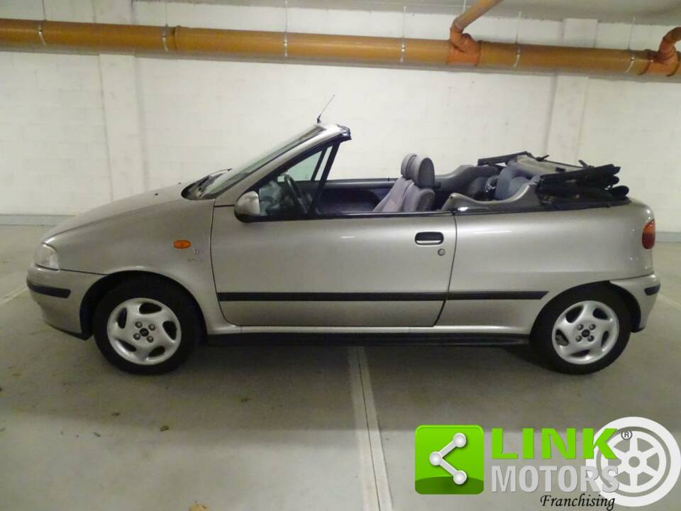 Image 2/10 of FIAT Punto 90 ELX (1994)