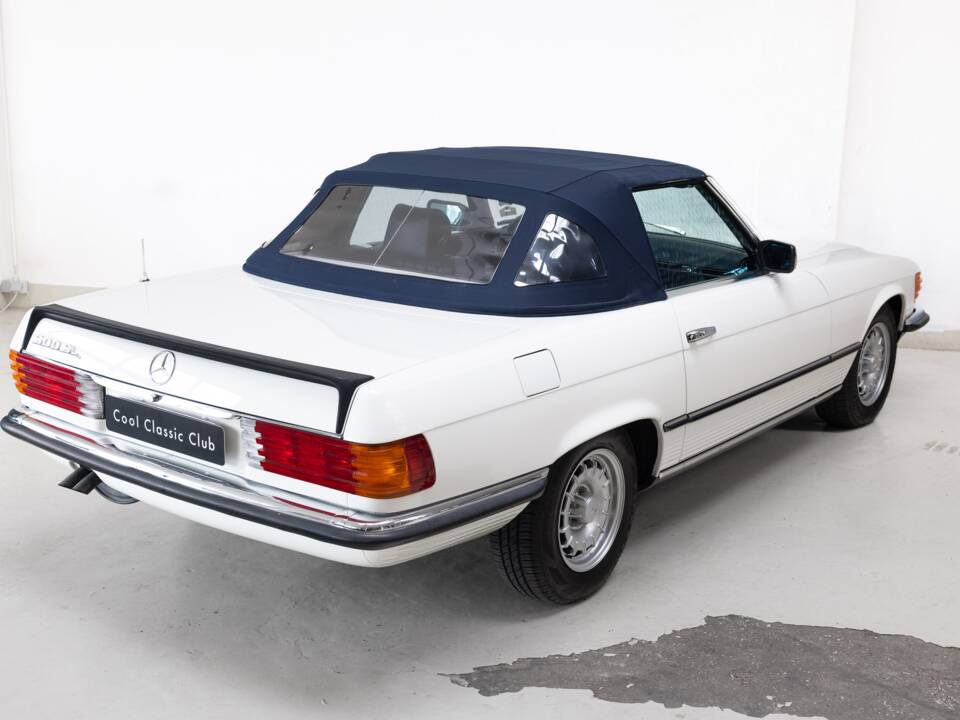 Image 7/35 de Mercedes-Benz 500 SL (1984)