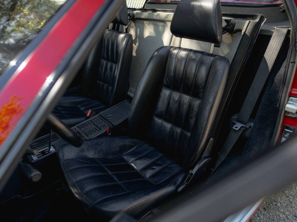Image 23/60 of Ferrari 328 GTS (1986)