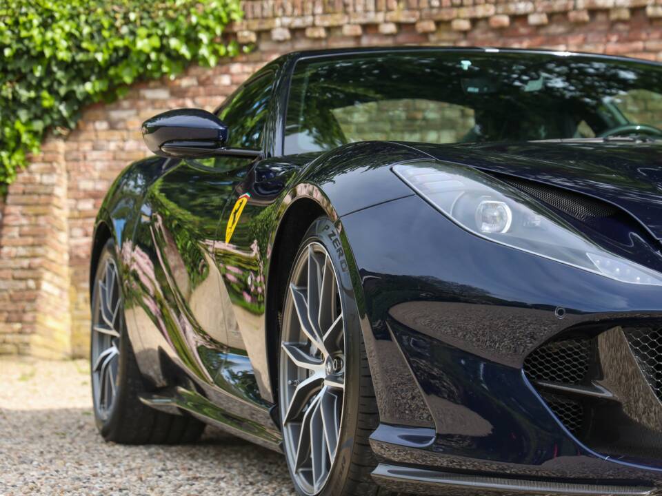 Image 31/50 of Ferrari 812 Superfast (2020)