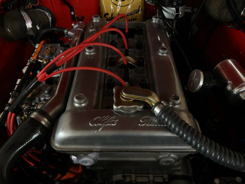 Imagen 43/50 de Alfa Romeo Giulia 1600 Spider Veloce (1965)