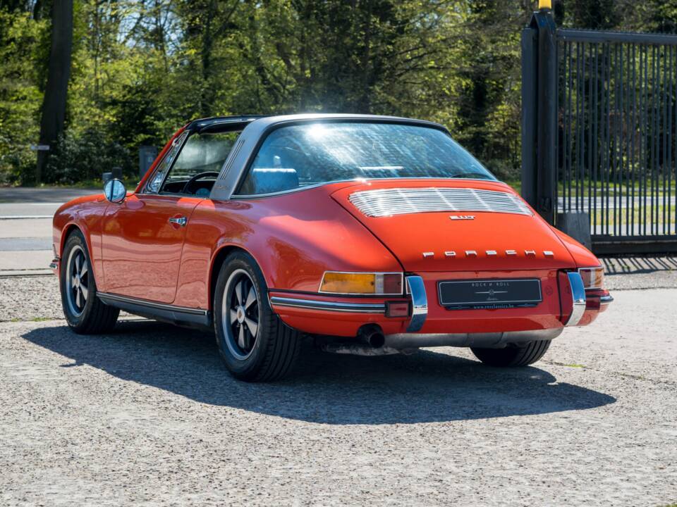 Bild 9/39 von Porsche 911 2.2 T (1971)