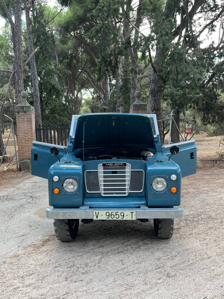 Bild 10/51 von Land Rover 88 (1976)