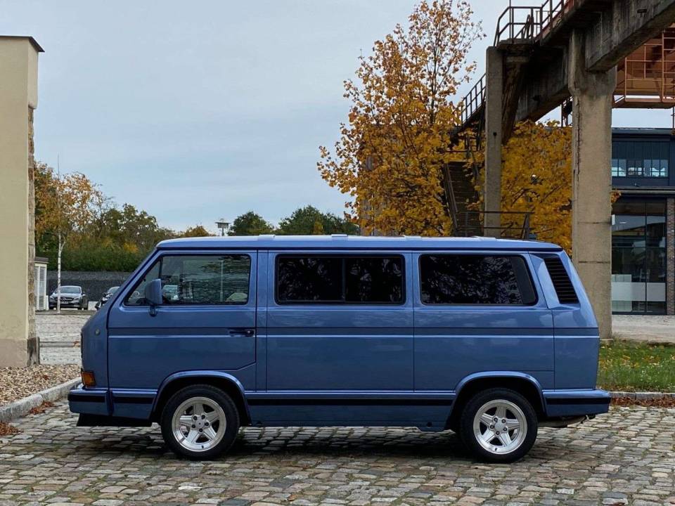 Bild 3/20 von Volkswagen T3 Multivan 2.1 (1990)