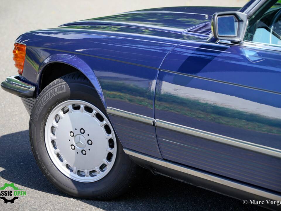 Immagine 51/60 di Mercedes-Benz 420 SL (1987)