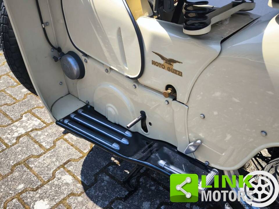 Bild 8/10 von Moto Guzzi DUMMY (1957)