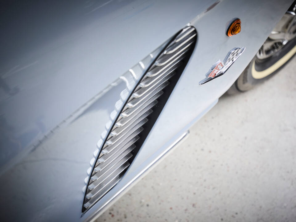 Image 35/78 of Chevrolet Corvette (1962)