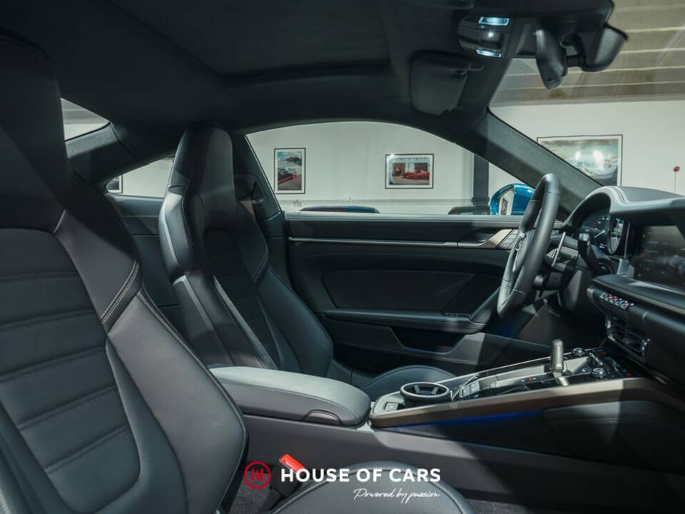 Imagen 18/25 de Porsche 911 Turbo "50 Years" (2024)