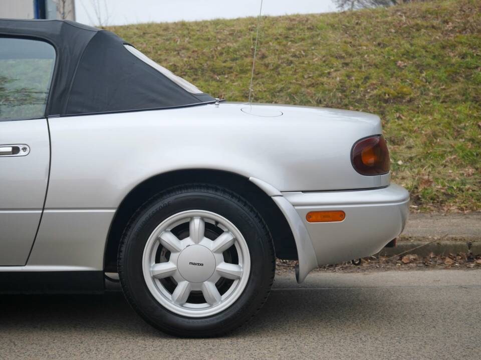 Image 47/48 de Mazda MX-5 1.6 (1900)