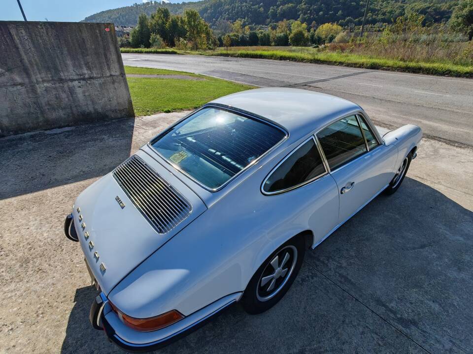Immagine 13/41 di Porsche 911 2.2 S (1971)