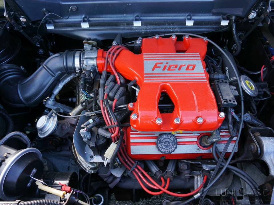 Afbeelding 49/70 van Pontiac Fiero GT (1988)