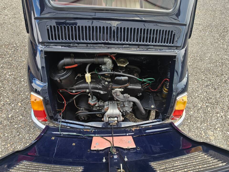 Image 16/19 of FIAT 500 L (1971)