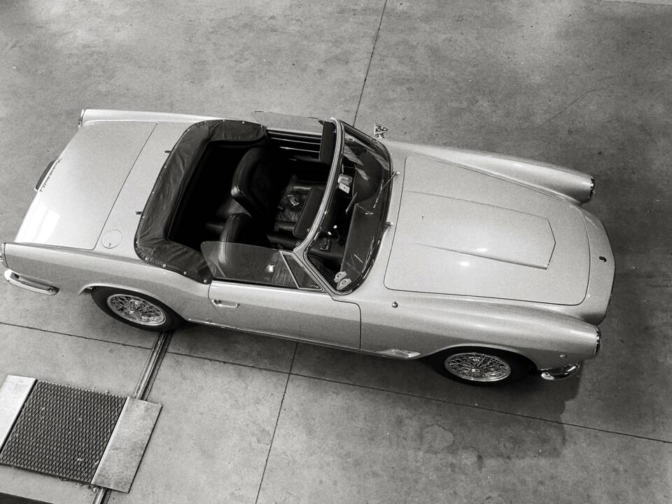 Afbeelding 1/16 van Maserati 3500 GTI Spyder Vignale (1962)