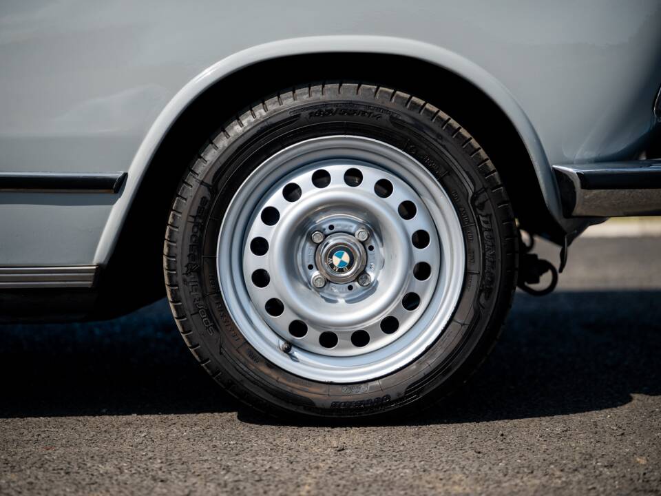 Bild 31/50 von BMW 2002 (1971)